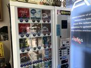 待合室にてフリードリンクもありますので