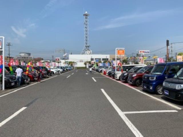 トヨタカローラ鹿児島（株）与次郎オートシティ(0枚目)