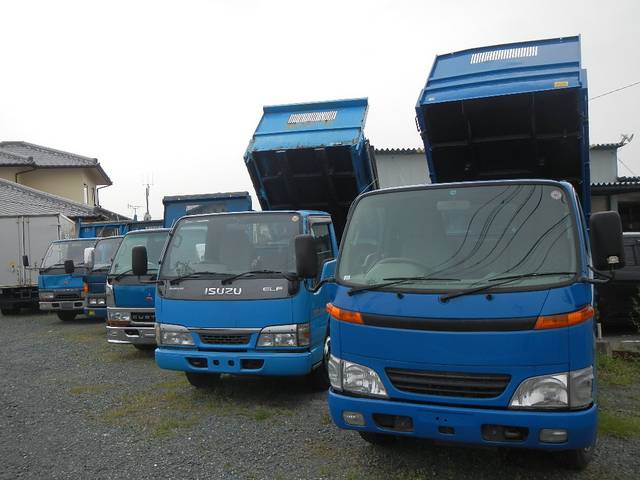 熊本車輌（タクシー・トラック専門店）