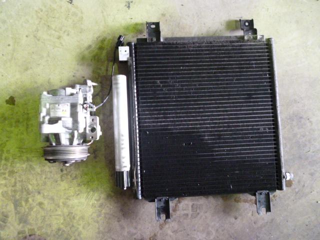 HONDA NBOX コンデンサー