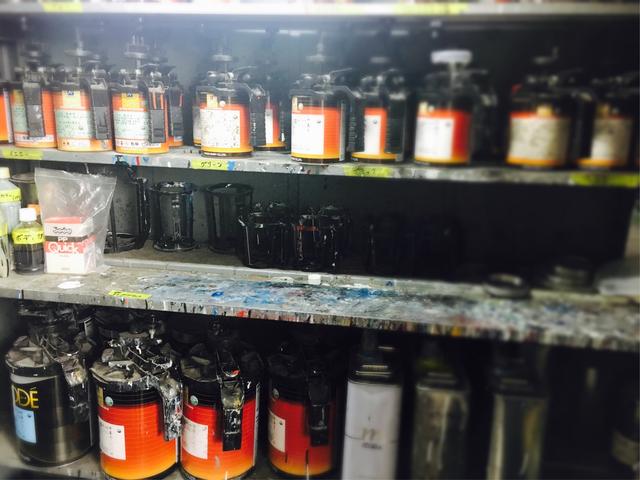 お車１台１台に最適な塗装を行います。