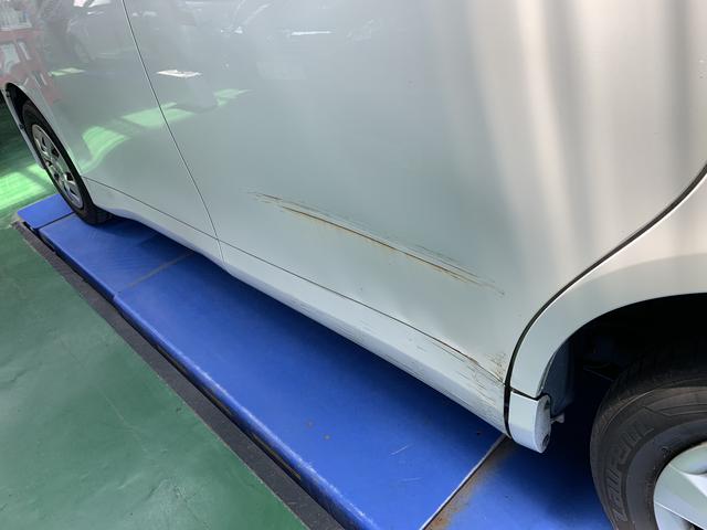 トヨタ ノア ヴォクシー スライドドアのヘコミ修理 鈑金塗装で修復 鹿児島県鹿屋市 曽於市 志布志市 串間市 都城 垂水 大隅