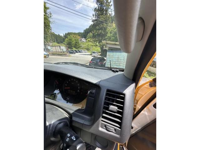 園児バス　送迎バス　マイクロバス　置き去り防止安全装置取付　坂田自動車商会　出張取付　出張　加藤電機　ホーネット　ＢＳ－７００　ガイドライン認定品　認定品　置き去り防止安全装置　補助金　義務化　送迎用バス　マイクロバス　園児バス　