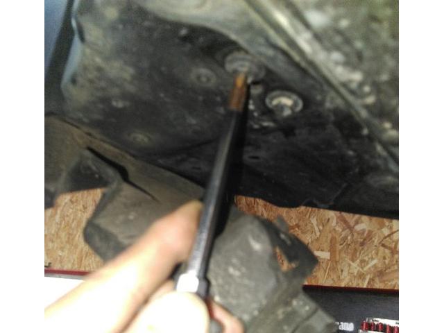 トヨタ、C-HRアンダーカバー外れ、熊本市北区清水亀井町南区東区西区中央区その他地域部品持ち込み取り付けタイヤナビドラレコその他電装品何でもご相談下さい代車無料自社板金コーティング施工その他修理