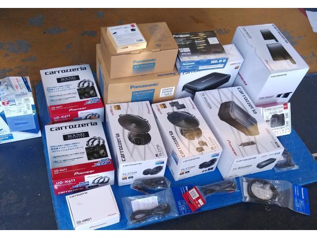 スバル、ステラ、板金塗装修理、熊本市北区清水亀井町南区西区東区中央区その他地域の方も大歓迎です部品持ち込み取り付けタイヤナビ、ドラレコその他電装品何でも御相談下さい代車無料自社板金中古車販売注文販売