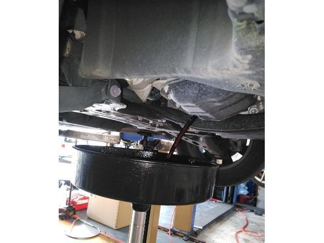 トヨタ、ヴオクシー、オイル交換、熊本市北区清水亀井町、南区、東区、西区、中央区、その他地域の方も大歓迎です、部品持ち込み交換、車検、修理板金塗装、ワコーズ製品取扱い