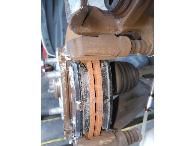 ダイハツ　タント　車検、フロントブレーキパッド交換
