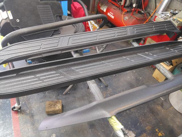 トヨタ　ランドクルーザープラド　ラプターライナー塗装、高強度、耐錆性、防水性、耐紫外線性、熊本市北区清水亀井町、南区、東区、西区、中央区、その他地域、新車中古車販売、板金塗装、パーツ持ち込み交換
