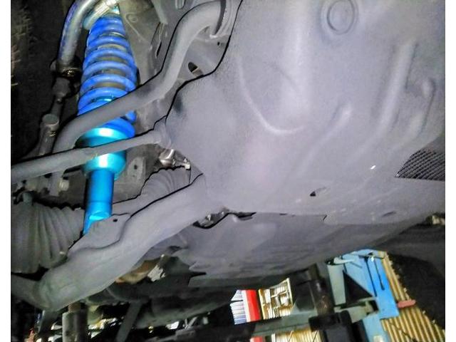 トヨタ　ランドクルーザープラド　ラプターライナー塗装、下回りグラビテイクス塗装、アンダーコート剤、
ラプター熊本、正規施工店、熊本市北区清水亀井町、南区、東区、西区、中央区その他地域、パーツ持ち込み交換
