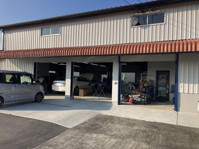 〔キズへこみ修理専門店〕カーコンビニ倶楽部　マジカル10