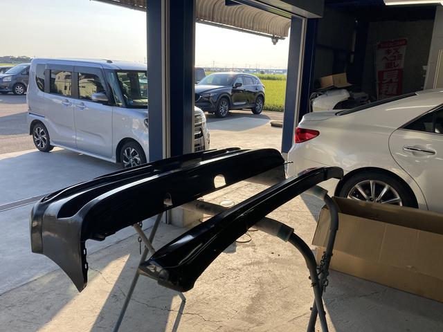 〔キズへこみ修理専門店〕カーコンビニ倶楽部　マジカル13