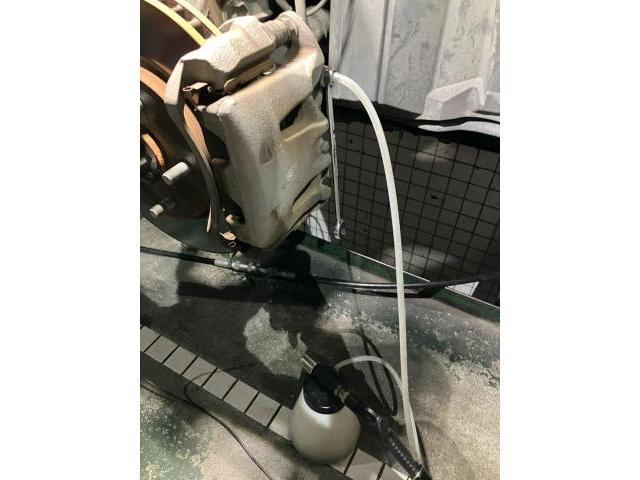 日産セレナ,車検整備,ブレーキオイル交換,車検安い,格安車検熊本市中央区,北区,東区,西区,南区,部品持ち込み交換,車検,修理,板金塗装,ワコーズ,モティーズ,スノコ製品取扱