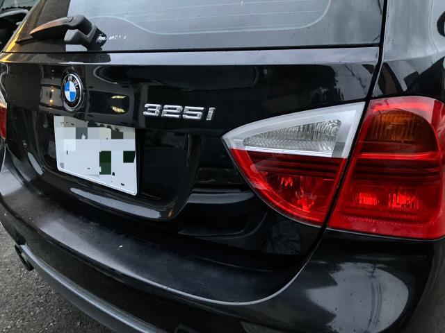BMW325i,ドアロックモーター交換,鍵が開かない,閉まらない,熊本市中央区,北区,東区,西区,南区,部品持ち込み交換,車検,修理,板金塗装,ワコーズ,モティーズ,スノコ製品取扱