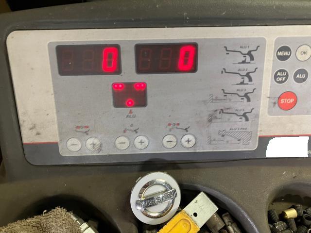 日産ティーダ,持込タイヤ交換,代車無料,熊本市中央区,北区,東区,西区,南区,部品持ち込み交換,車検,修理,板金塗装,ワコーズ,モティーズ,スノコ製品取扱