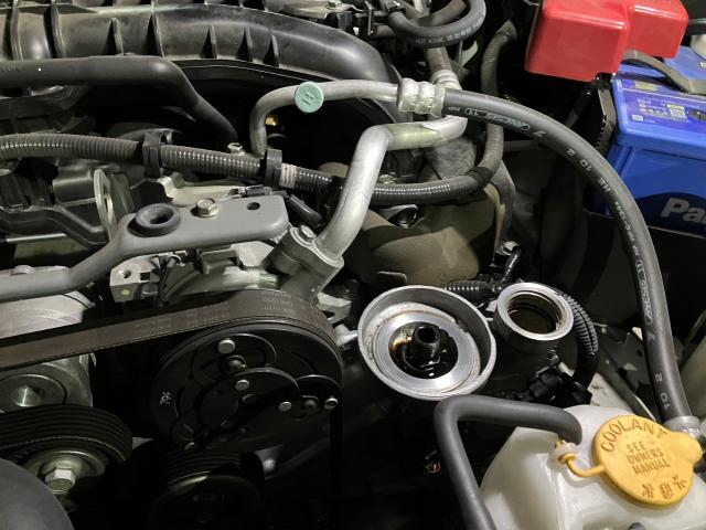 スバルフォレスター,エンジンオイル交換,オイルフィルター交換,代車無料,熊本市中央区,北区,東区,西区,南区,部品持ち込み交換,車検,修理,板金塗装,ワコーズ,モティーズ,スノコ製品取扱