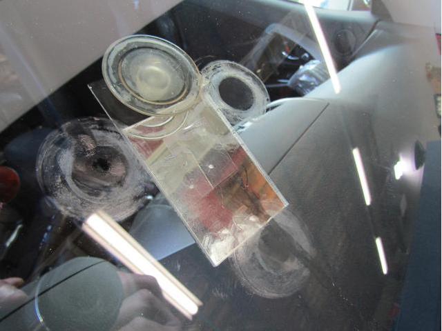 トヨタヴァンガード　ガラスリペア（飛び石修理）・カーフィルム施工・熱反ガラス取り扱い施工・断熱ガラス取り扱い施工お任せを！熊本市東区・北区・西区・中央区・南区・御船町・益城町・植木町・菊池市・宇城市・宇土市、他地域のお客様も大歓迎です！