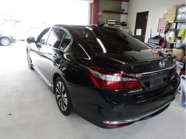 ホンダ アコード カーフィルム施工・熱反ガラス取り扱い施工・断熱ガラス取り扱い施工お任せを!熊本市東区・北区・西区・中央区・南区・御船町・益城町・植木町・菊池市・宇城市・宇土市、他地域のお客様も大歓迎です!