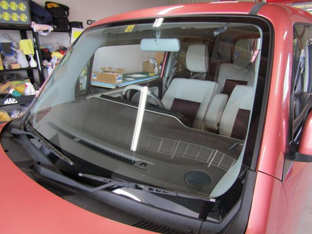 スズキ　MRワゴン　フロントガラス交換・ガラスリペア（飛び石修理）熱反ガラス取り扱い施工・断熱ガラス取り扱い施工お任せを！熊本市東区・北区・西区・中央区・南区・御船町・益城町・植木町・菊池市・宇城市・宇土市、他地域のお客様も大歓迎です！