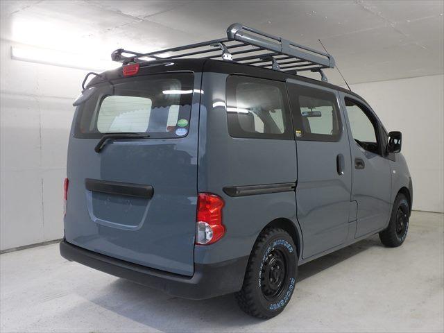 バンライフ　NV200バネット　ベース車両入庫