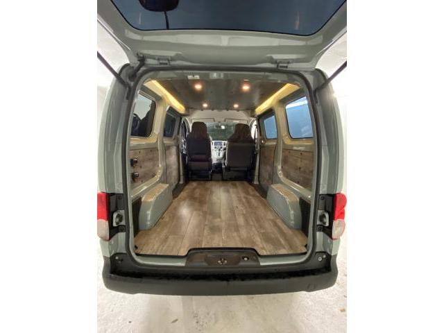VANLIFE NV200 バネット アーバンカーキ　室内完成