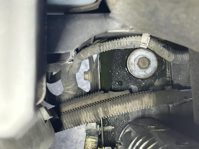 ＧＭＣ　ＧＭＣユーコン　ラジエータ交換　冷却水漏れ　小矢部市