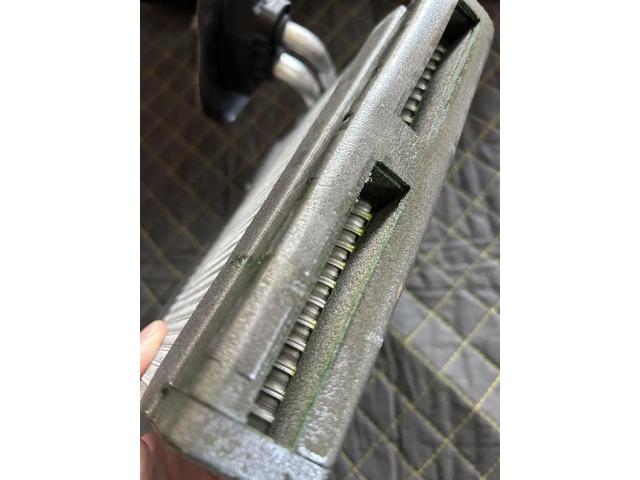 スズキ　アルトラパン　エアコン修理 エバポレータ交換　コンプレッサー交換　ユニット内オイルフラッシング　小矢部市　富山県