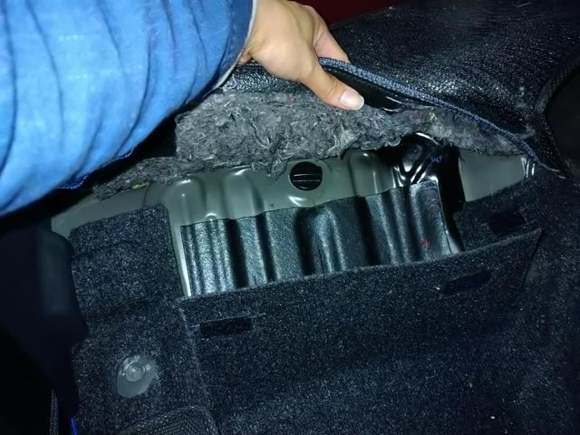 トヨタ ハイエース 大容量電源&サブバッテリー駆動カーナビ回路