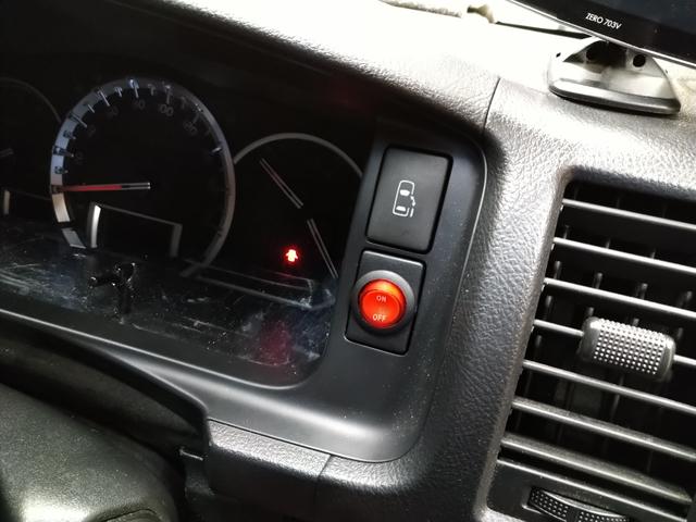 トヨタ ハイエース 大容量電源&サブバッテリー駆動カーナビ回路