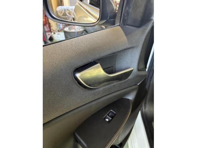 アルファロメオ　ジュリエッタ　インナーハンドル交換