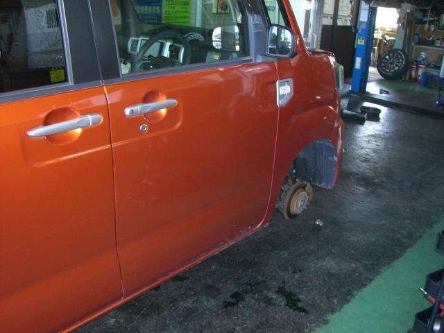 ダイハツ ウェイク パンク修理 その他修理・整備 タイヤ交換 エンジンオイル交換 石川県 加賀市