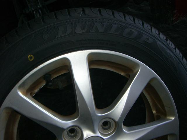 ダイハツ ウェイク パンク修理 その他修理・整備 タイヤ交換 エンジンオイル交換 石川県 加賀市