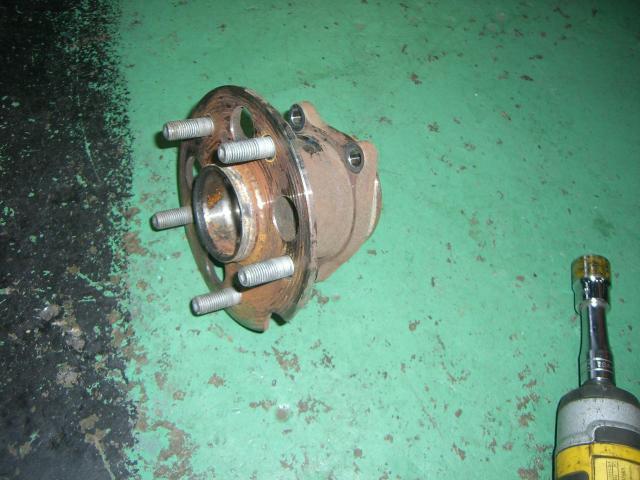 トヨタ ノア 走行時異音修理 その他修理・整備 石川県 加賀市