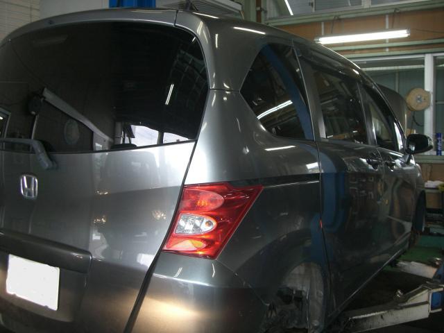 ホンダ　フリード　車検　下廻り洗浄・サビ止め　ブレーキ・オイル交換　ドアミラー取替　石川県　加賀市
