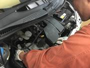 車の心臓となるエンジン周りの修理も！