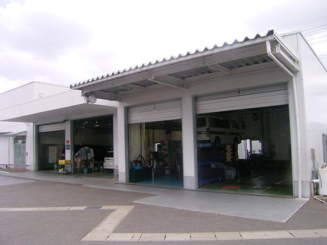 ネッツトヨタ石川(株) U-Carシャンツェ七尾(3枚目)