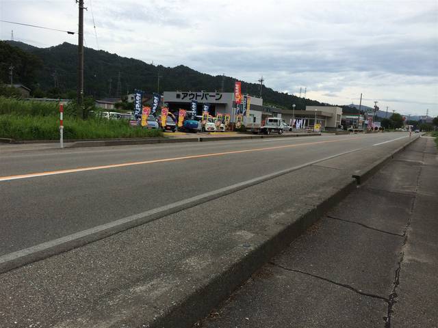 鹿島バイパス沿いのわかり易い立地。お気軽にお越しください！