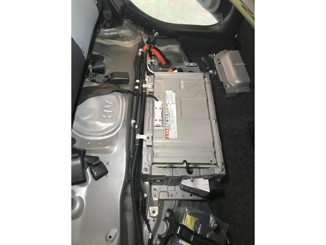 アクア ハイブリッドバッテリーの交換のご依頼です。NHP10 車検 アクア ハイブリッドバッテリーの交換のご依頼です。NHP10 車検