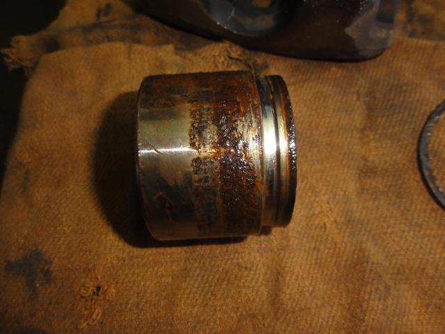 エクストレイル　NT31　走行時に異音・振動発生　不調修理のご依頼です。NT31　 車検　整備もお任せ下さい！車検の質もバッチリです！