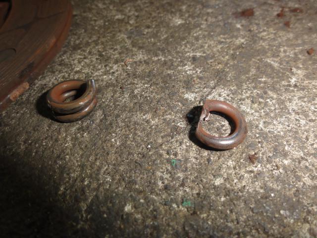 スズキ　Kei　走行出来なくなった…のご依頼です。 車検　整備もお任せ下さい！車検の質もバッチリです！　石川県金沢市・内灘町・野々市市・白山市・津幡町・かほく市・羽咋市・川北町、他地域のお客様も大歓迎です！