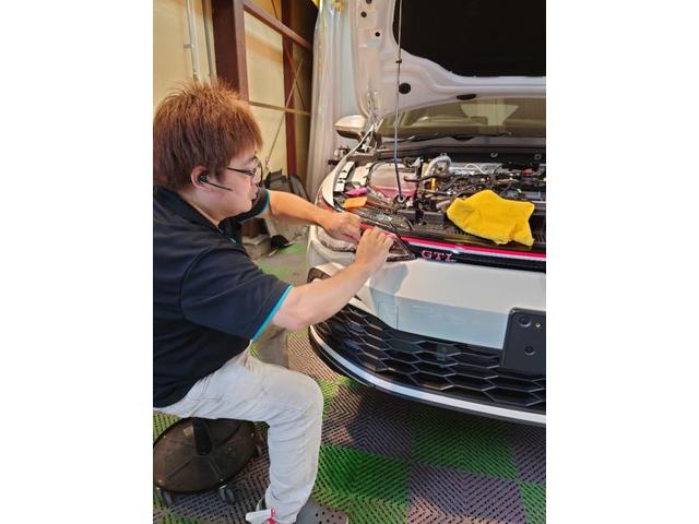 取材です【石川県　金沢市で輸入車の修理・整備・車検・メンテナンスの事なら　（株）ＴＲＡＵＭ　トラウム　へお任せ下さい！】