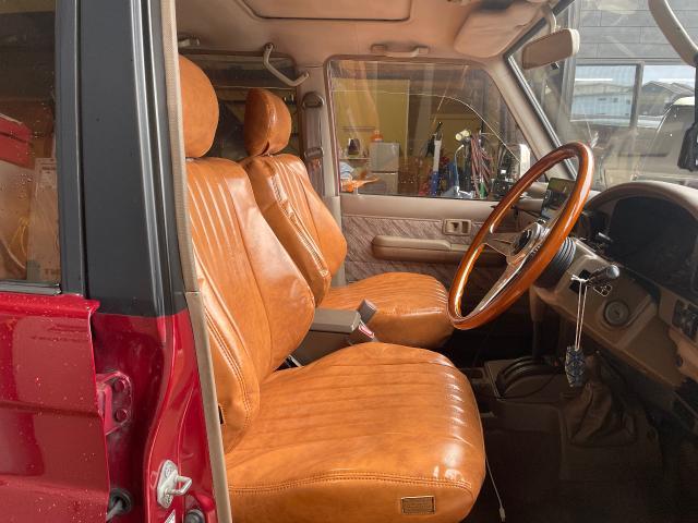 トヨタ　ランドクルーザー78プラド　シートカバー取り付け