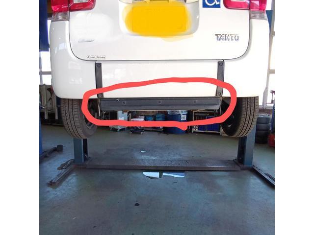 タント　その他修理・整備　リヤバンパー下のカバーが外れた　運転席ドアーが内側から開かない　小松市　加賀市　能美市　土曜日営業