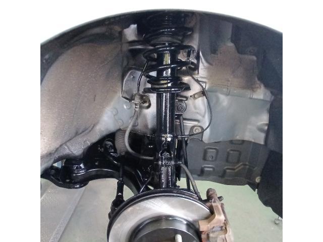 ムーヴ　車検　代車無料　引取納車　小松市　加賀市　能美市　土曜日営業　ドライブシャフトブーツ交換　ブレーキパット交換　ディスクローター交換　ブレーキシュー交換　ブレーキキャリパーOH　下廻り防錆塗装　マフラーコート