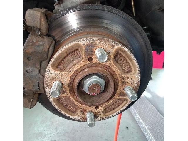 スズキ　ハスラー　車検　ブレーキパット交換　ディスクローター交換　ブレーキオイル交換　小松市　加賀市　能美市　土曜日営業