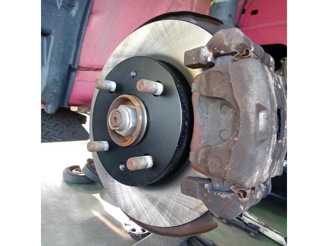 トヨタ　パッソ　車検　ブレーキパット交換　ディスクローター交換　ブレーキオイル交換　ロアアーム交換　ボールジョイントブーツ交換　小松市　加賀市　能美市　土曜日営業　代車無料