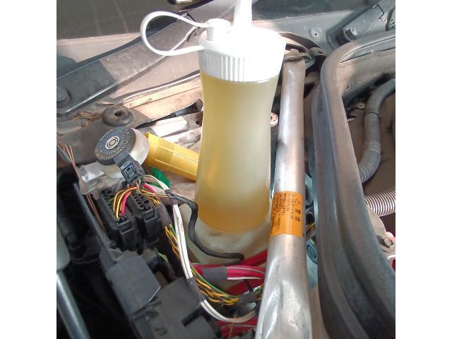 ＢＭＷ　５シリーズ　車検　エンジンオイル交換　オイルエレメント交換　ブレーキオイル交換　車両ステータス更新　小松市　加賀市　能美市　土曜日営業　代車無料　引取納車