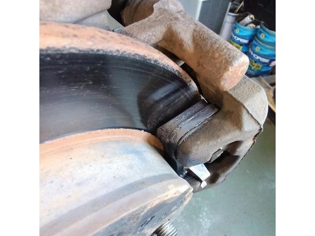 三菱　ｅＫワゴン　法定点検　中古車販売　エンジンオイル交換　オイルエレメント交換　ワイパーゴム交換　キーレス電池交換　エアコンフィルター交換　フロントブレーキパット交換　ヘッドライトクリーニング　小松市　加賀市　能美市　土曜日営業　