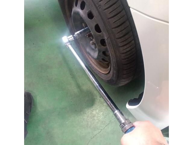 トヨタ　シエンタ　車検　中古車販売　福祉車両　ブレーキパット交換　ブレーキオイル交換　バッテリー交換　エンジンオイル交換　オイルエレメント交換　エアーエレメント交換　ワイパーゴム交換　キーレス電池交換　小松市　加賀市　能美市　土曜日営業