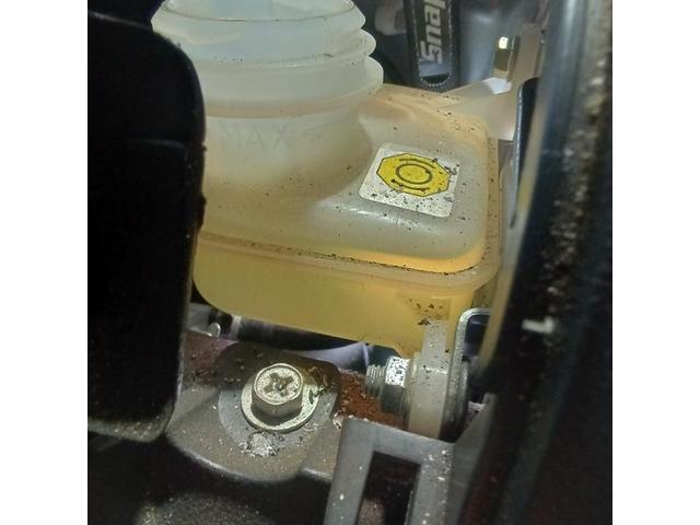 ダイハツ　ハイゼットカーゴ　車検　ブレーキオイル交換　ブレーキパット交換　エアーエレメント交換　スパークプラグ交換　キーレス電池交換　ワイパーゴム交換　ヘッドライトクリーニング　小松市　加賀市　能美市　土曜日営業