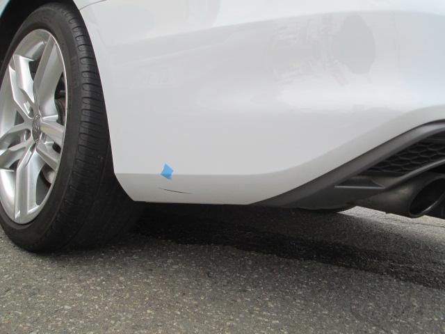 福井市　アウディ　鈑金塗装